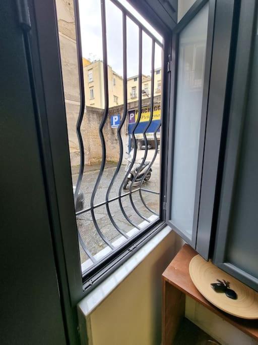 Casa Comoda E Centrale In Quartiere Storico Di Napoli Extérieur photo