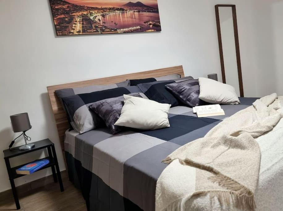 Casa Comoda E Centrale In Quartiere Storico Di Napoli Extérieur photo