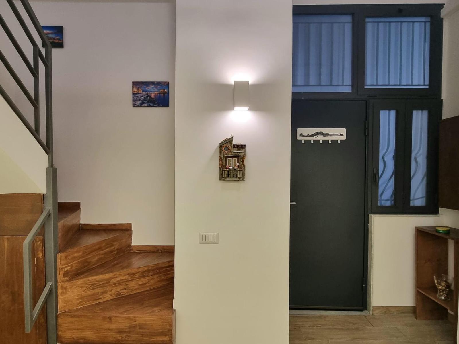 Casa Comoda E Centrale In Quartiere Storico Di Napoli Extérieur photo